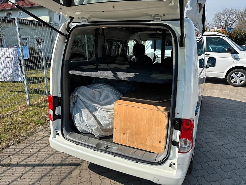 Gebraucht Nissan NV200 110 PS (80 kW) 2018 Weiß Van / Kleinbus