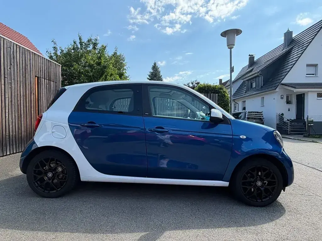 Gebraucht Smart ForFour Passion 90 PS (66 kW) 2016 Blau Kleinwagen