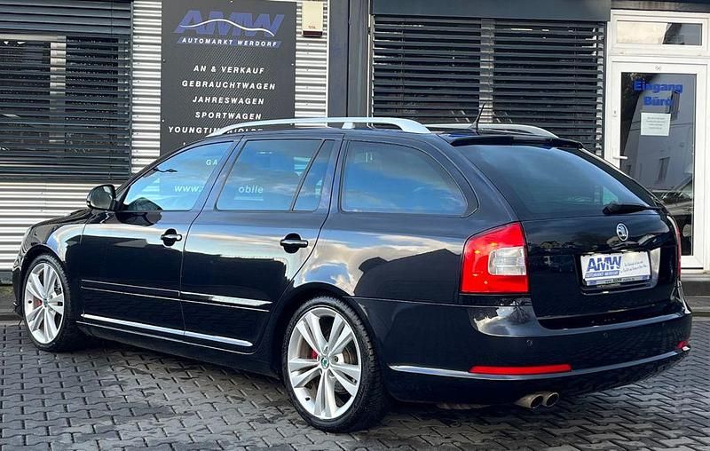 Gebraucht Skoda Octavia RS 200 PS (147 kW) 2012 Cerna magic/black magic Kombi