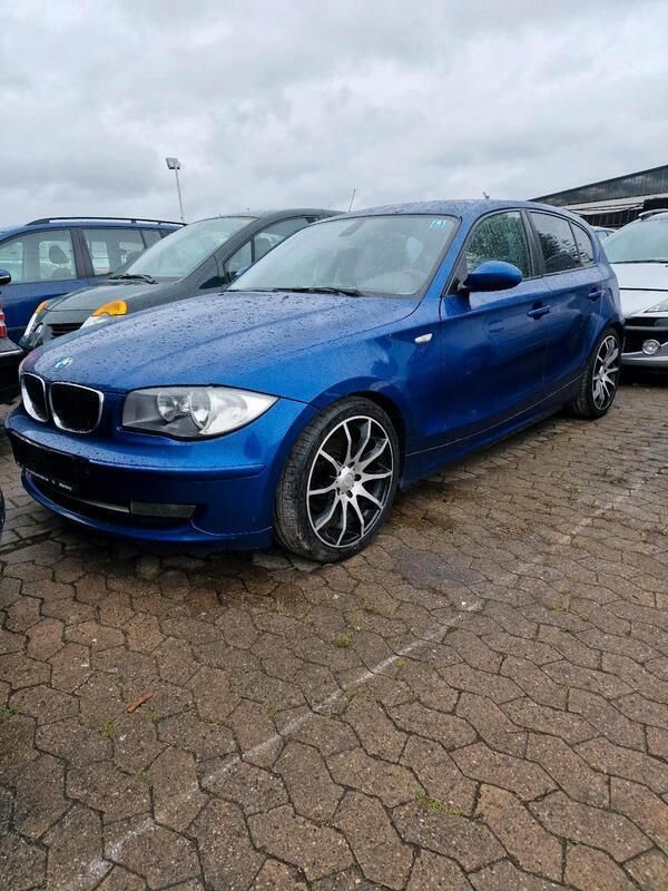 Blau Gebraucht 2008 BMW 118 Kleinwagen | 2.000 € (Superpreis) - Bild 1/4