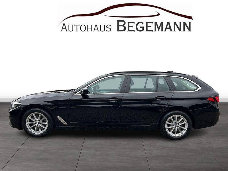 Gebraucht BMW 520 190 PS (139 kW) 2022 Schwarz Limousine