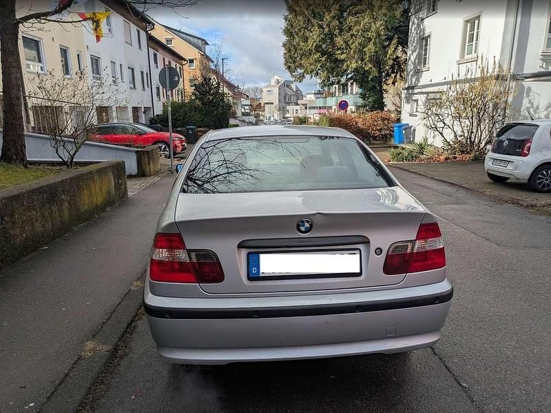 Gebraucht BMW 320 170 PS (125 kW) 2003 Grau Limousine
