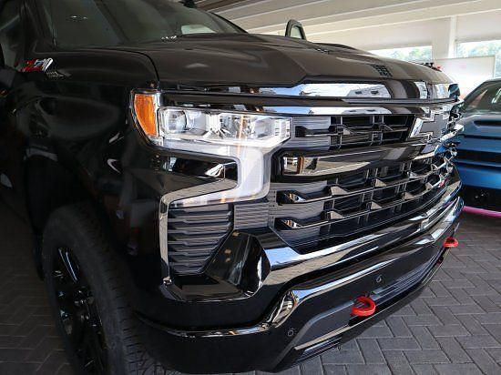 Neu Chevrolet Silverado 420 PS (308 kW) 2025 Schwarz SUV