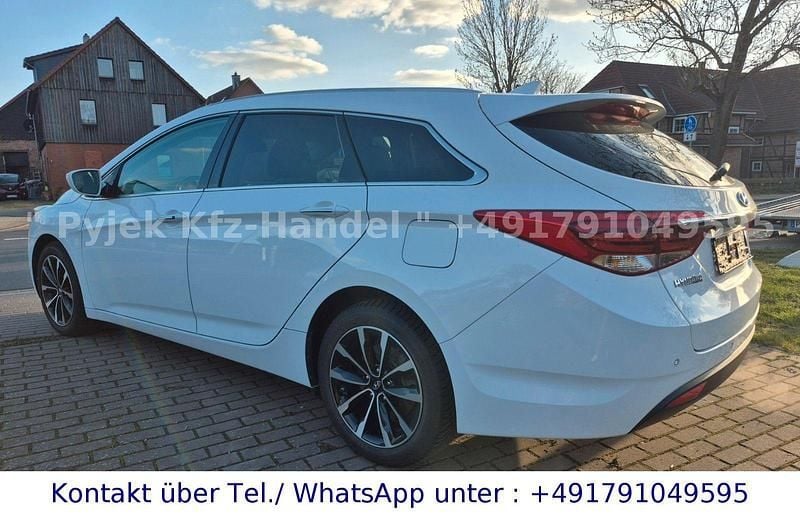 Gebraucht Hyundai i40 Style 165 PS (121 kW) 2017 Weiß Kombi