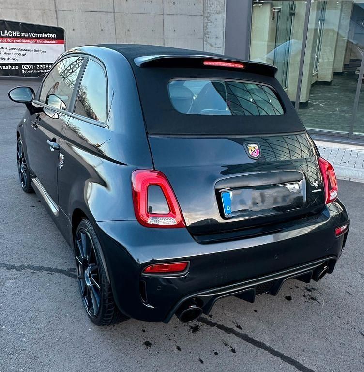 Gebraucht Abarth 595C Esseesse 179 PS (131 kW) 2021 Schwarz Cabrio