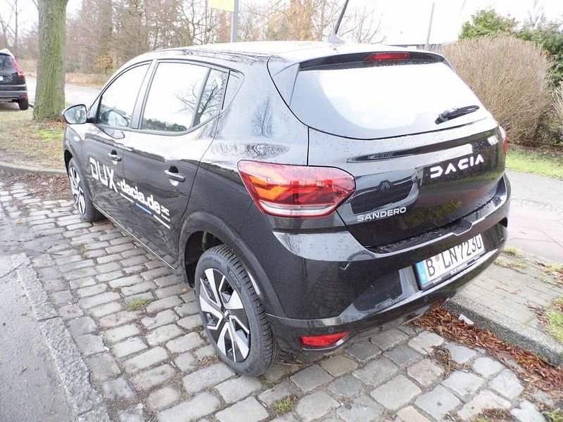 Gebraucht Dacia Sandero Expression 91 PS (66 kW) 2025 Schwarz Limousine