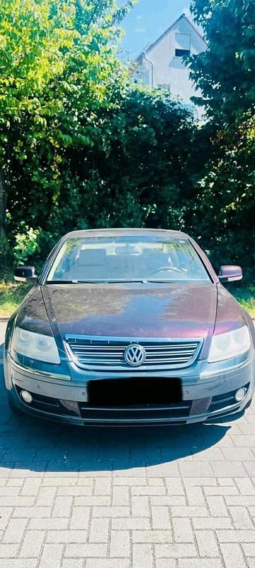 Rot Gebraucht 2005 VW Phaeton Limousine | 999 € (Superpreis) - Bild 1/4