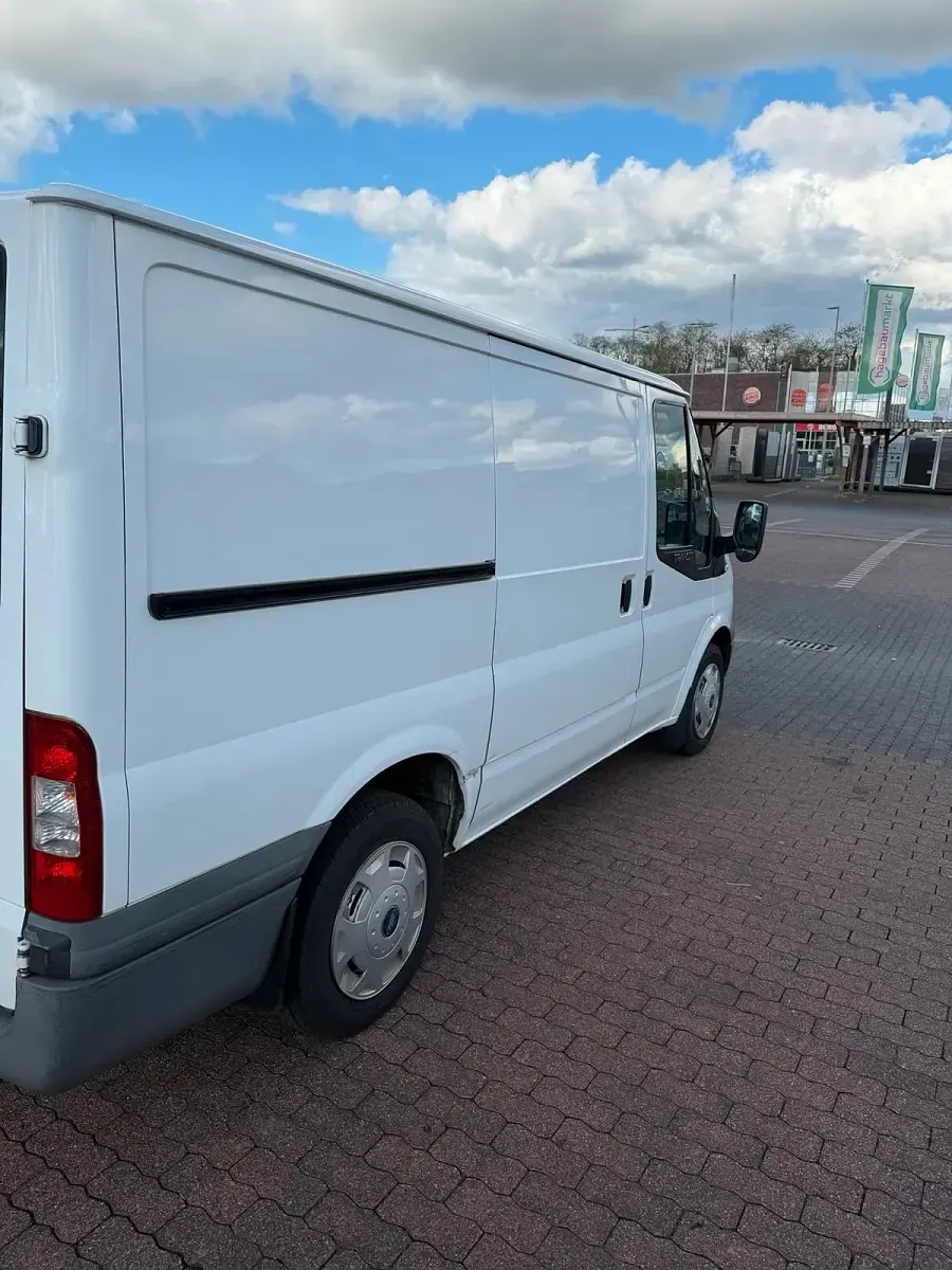 Używany Ford Transit 86 KM (63 kW) 2009 Biały Minivan