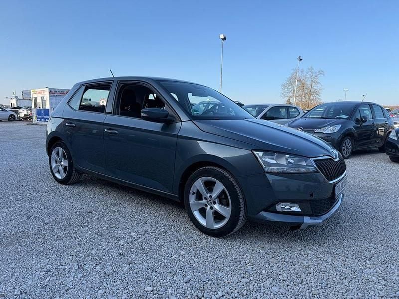 Gebraucht Skoda Fabia Cool Plus 75 PS (55 kW) 2019 Grau Limousine