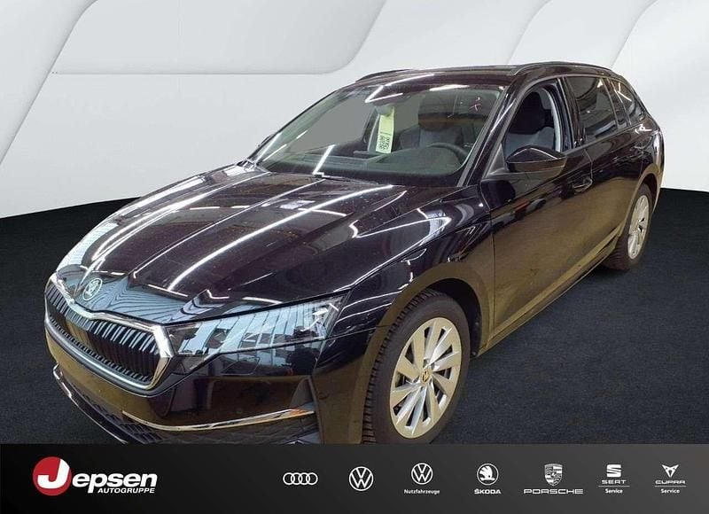 Schwarzmagic perleffekt Gebraucht 2024 Skoda Octavia Selection Kombi | 30.770 € (Superpreis) - Bild 1/4