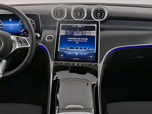 Gebraucht Mercedes 200 Avantgarde 204 PS (150 kW) 2024 SUV