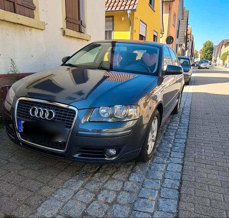 Grau Gebraucht 2007 Audi A3 Limousine | 4.200 € (Fairer Preis) - Bild 1/4