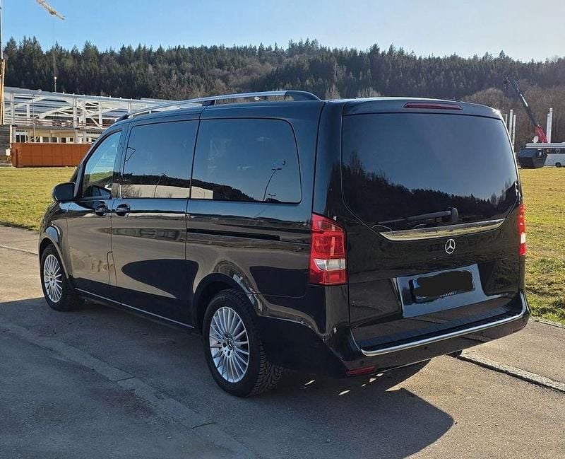 Gebraucht Mercedes V220 Edition 163 PS (119 kW) 2020 Schwarz Van / Kleinbus