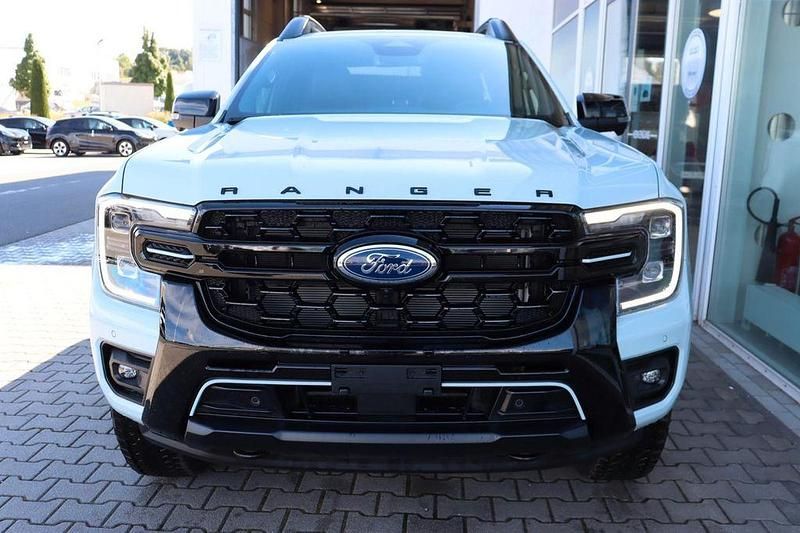 Neu Ford Ranger Wildtrack 281 PS (206 kW) 2025 Grau Pickup