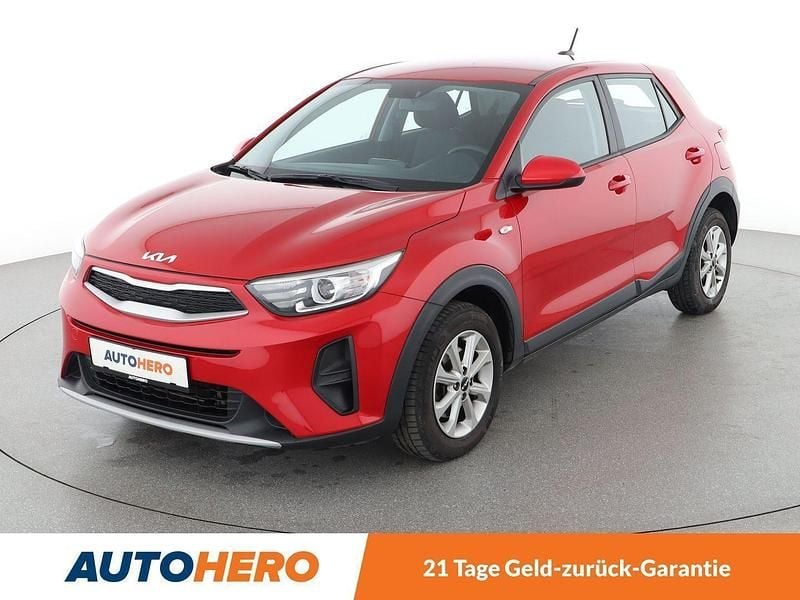 Rot Gebraucht 2022 Kia Stonic Edition 7 SUV | 15.690 € (Guter Preis) - Bild 1/3