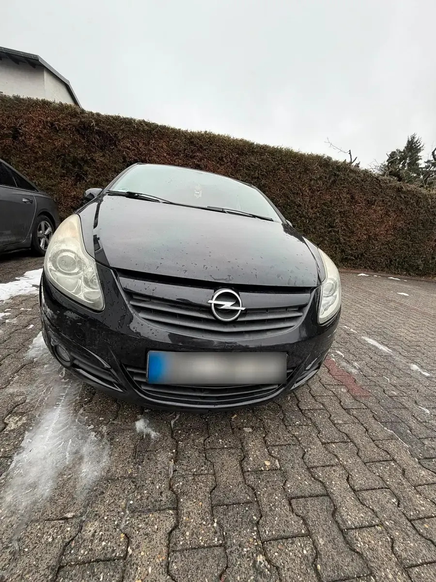 Usata Opel Corsa 90 CV (66 kW) 2010 Nero Utilitaria