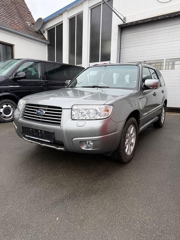 Gebraucht Subaru Forester Comfort 158 PS (116 kW) 2008 Silber SUV