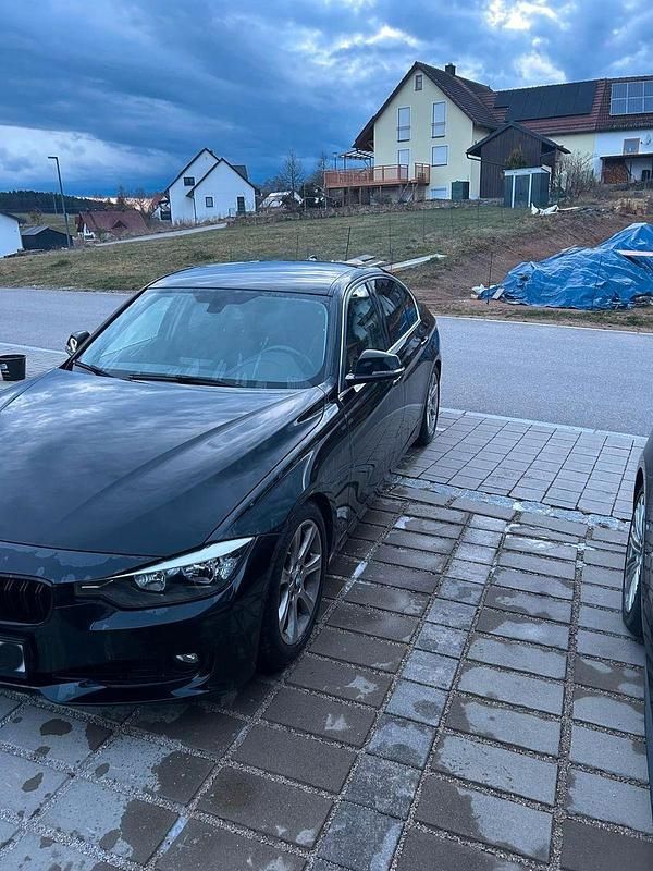 Gebraucht BMW 328 245 PS (180 kW) 2015 Schwarz Limousine