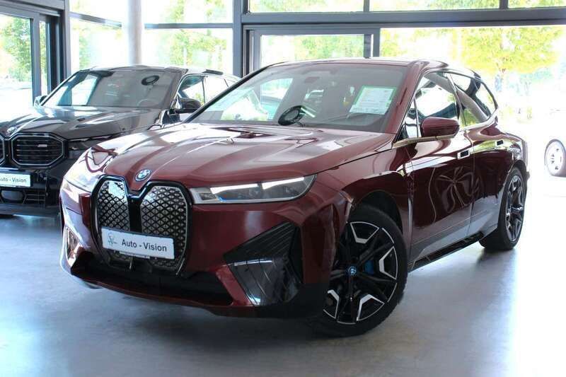 Rot Gebraucht 2022 BMW iX Performance SUV | 42.880 € (Superpreis) - Bild 1/3