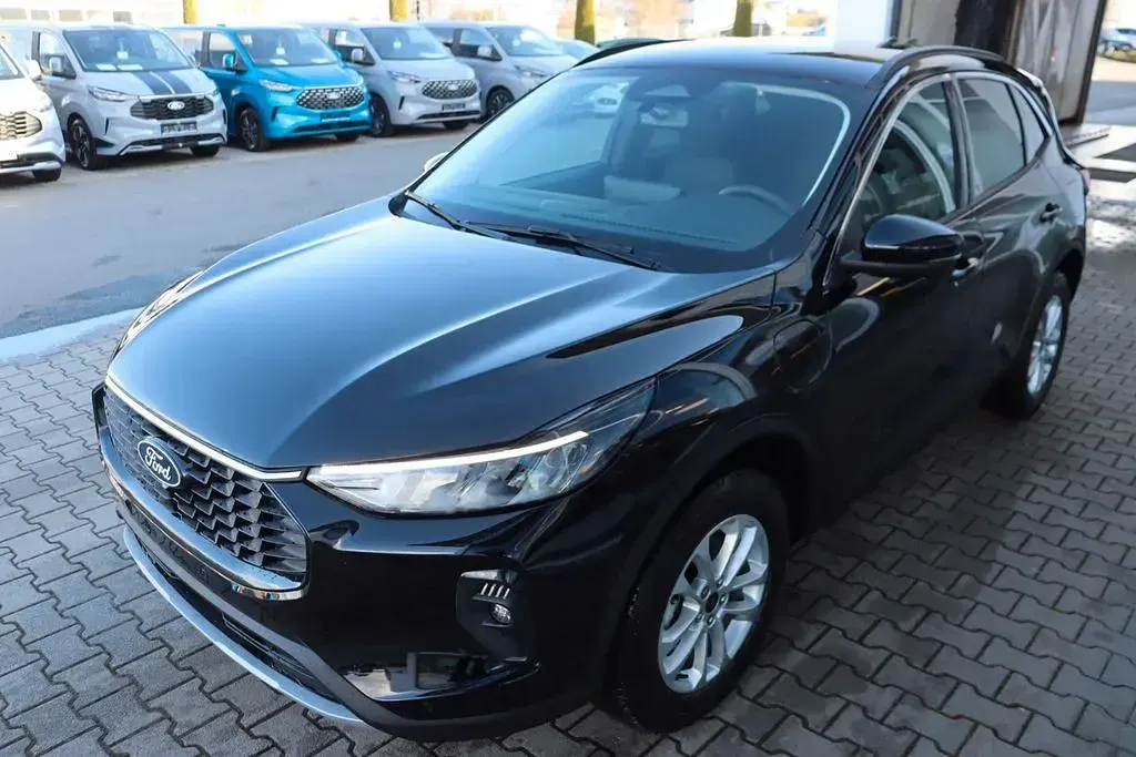 Nowe Ford Kuga Titanium 242 KM (177 kW) 2026 Czarny SUV