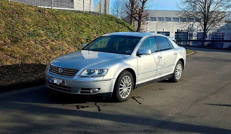 Silber Gebraucht 2007 VW Phaeton Limousine | 4.950 € (Guter Preis) - Bild 1/4