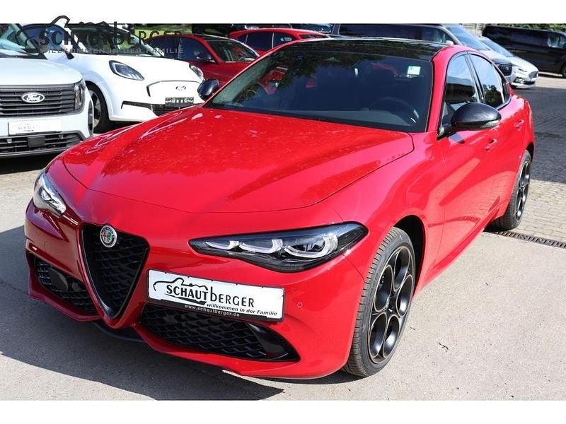 Gebraucht Alfa Romeo Giulia 280 PS (205 kW) 2025 Rot Limousine