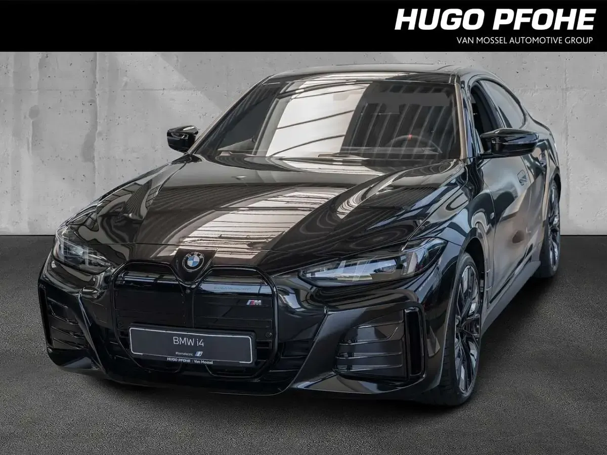 Neu BMW i4 M Sport 442 kW (601 PS) 2026 Saphirschwarz metallic Limousine