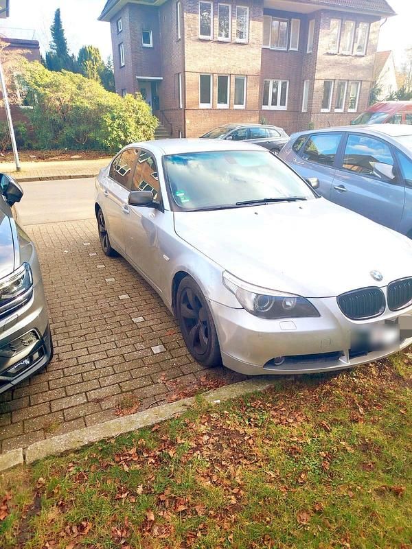 Usata BMW 520 170 CV (125 kW) 2004 Argento Berlina