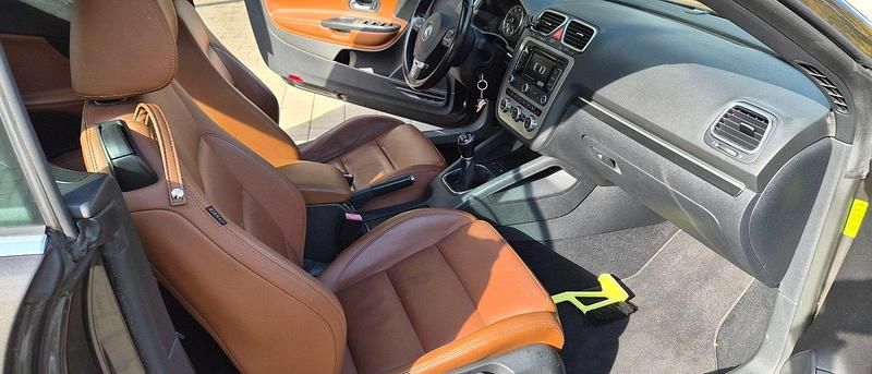 Gebraucht VW Eos 160 PS (117 kW) 2012 Braun Cabrio