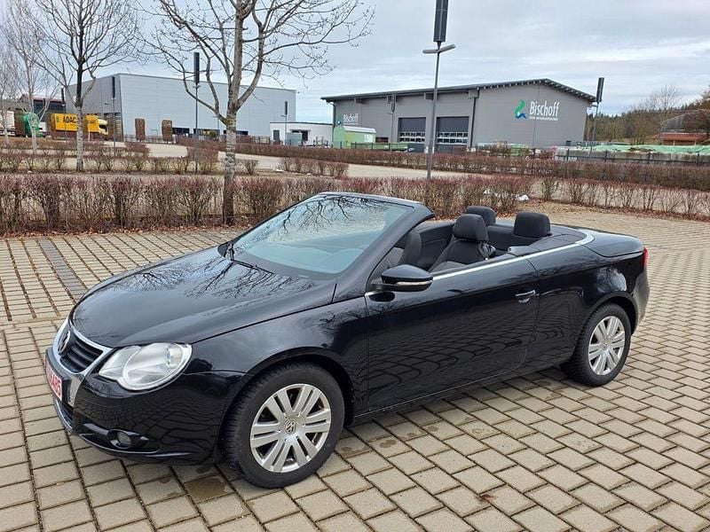 Usata VW Eos 122 CV (89 kW) 2010 Nero Cabrio