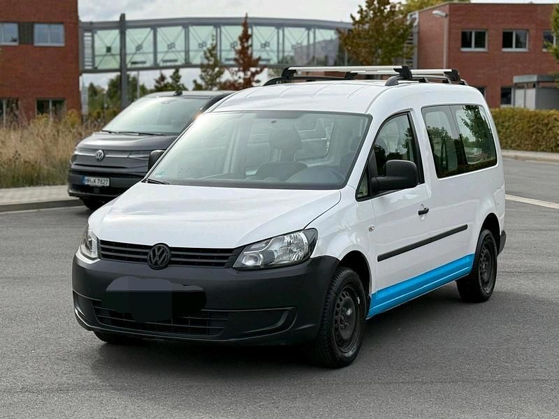 Weiß Gebraucht 2012 VW Caddy Maxi Van / Kleinbus | 5.900 € - Bild 1/4