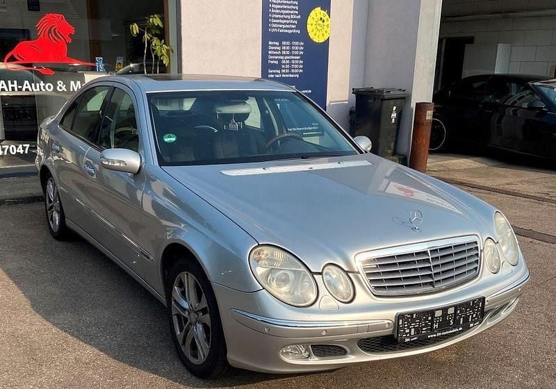 Gebraucht Mercedes E320 Elegance 224 PS (164 kW) 2002 Silber Limousine