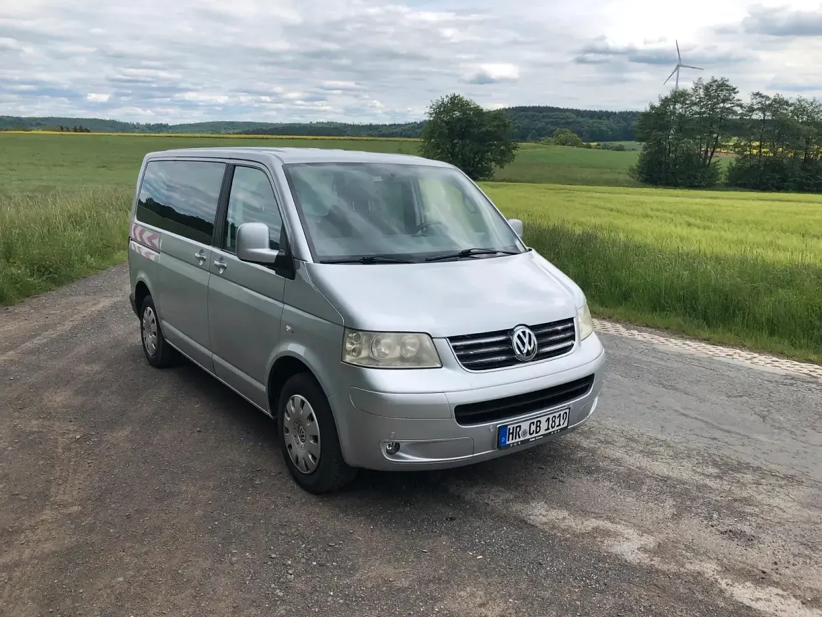 Używany VW T5 131 KM (96 kW) 2009 Srebrny Van