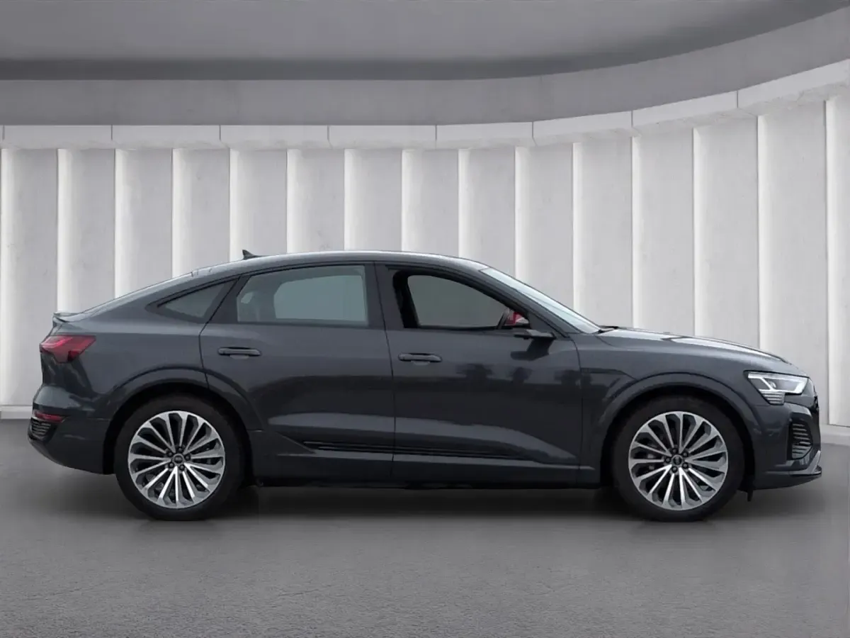 Gebraucht Audi Q8 Sportback e-tron S-Line 250 kW (340 PS) 2024 SUV