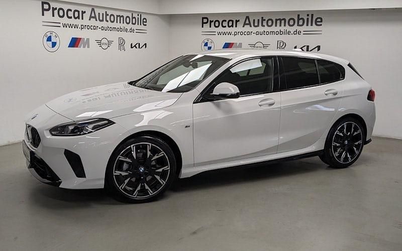 Gebraucht BMW 120 Shadowline 170 PS (125 kW) 2025 Weiß Kleinwagen