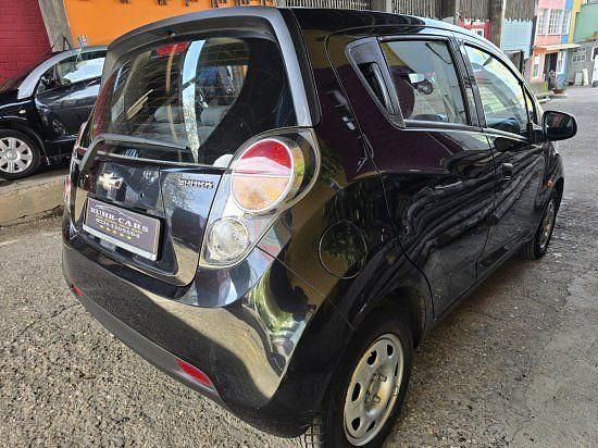 Używany Chevrolet Spark 68 KM (50 kW) 2012 Czarny Hatchback