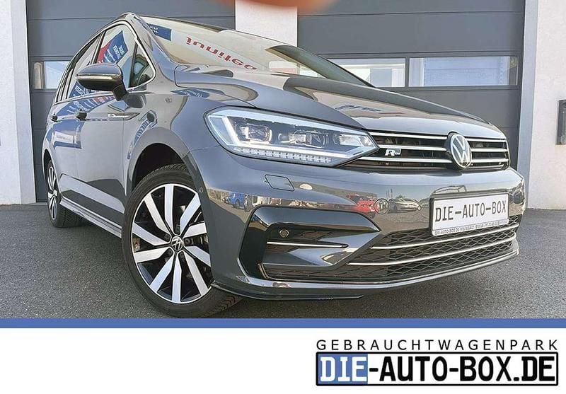 Gebraucht VW Touran Highline 150 PS (110 kW) 2025 Delfingrau Van / Kleinbus