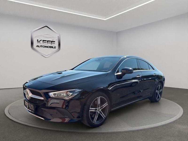 Schwarz Gebraucht 2020 Mercedes CLA220 Limousine | 26.990 € (Guter Preis) - Bild 1/4