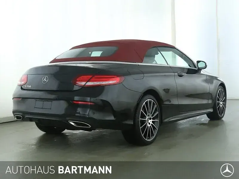 Gebraucht Mercedes C250 AMG 211 PS (155 kW) 2018 Obsidianschwarz Cabrio