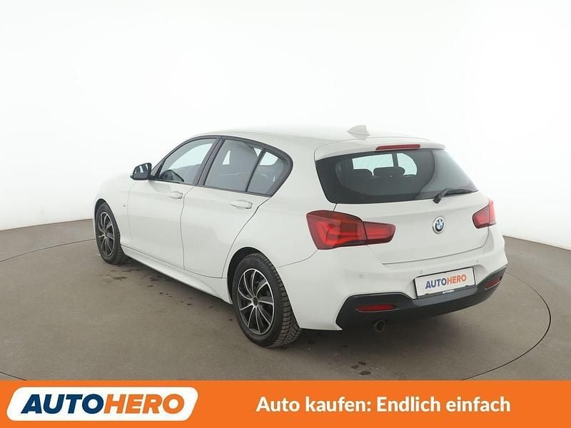Gebraucht BMW 118 M Sport 136 PS (100 kW) 2019 Weiß Kleinwagen