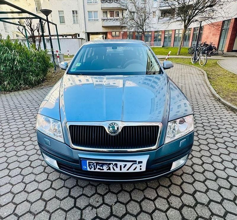 Gebraucht Skoda Octavia 160 PS (117 kW) 2008 Blau Limousine