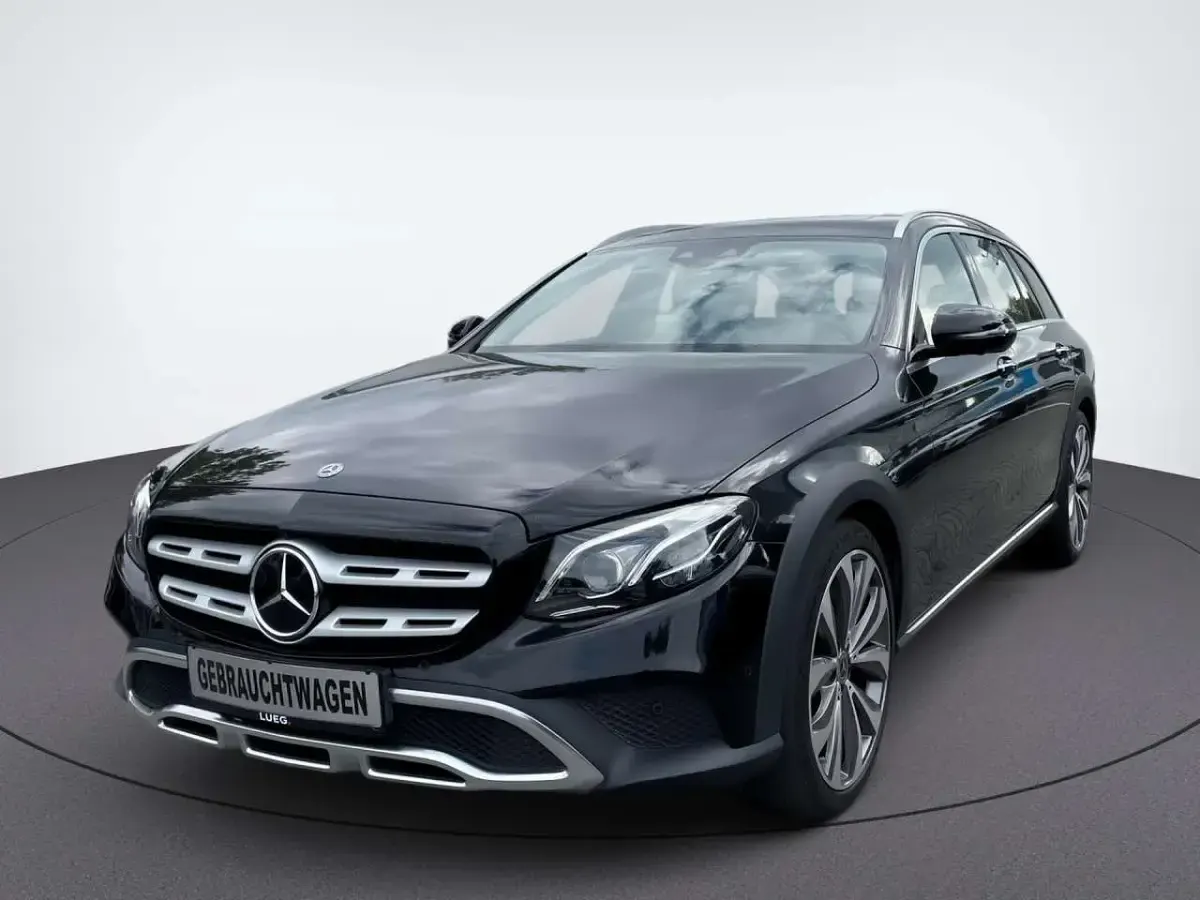 Gebraucht Mercedes E400 340 PS (250 kW) 2020 Schwarz Limousine