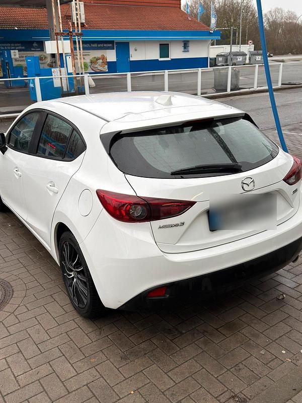 Gebraucht Mazda 3 101 PS (74 kW) 2014 Weiß Limousine