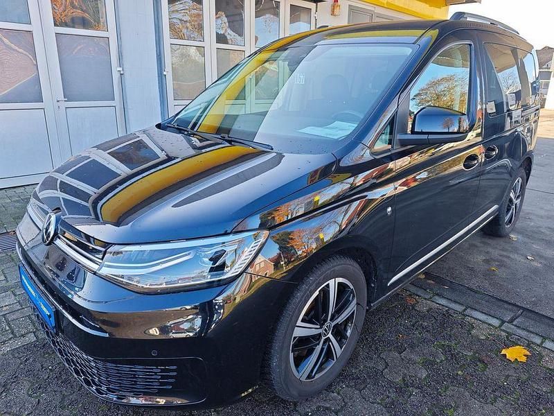 Gebraucht VW Caddy Style 122 PS (89 kW) 2022 Schwarz Van / Kleinbus