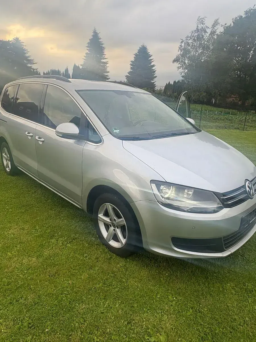 Gebraucht VW Sharan Comfortline 150 PS (110 kW) 2011 Silber Van / Kleinbus