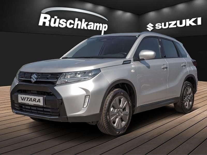 Silber Neu 2025 Suzuki Vitara Club SUV | 21.980 € (Guter Preis) - Bild 1/4