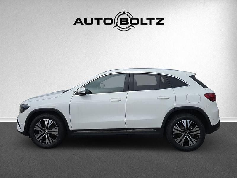Gebraucht Mercedes GLA180 Progressive 136 PS (100 kW) 2023 Polarweiß SUV