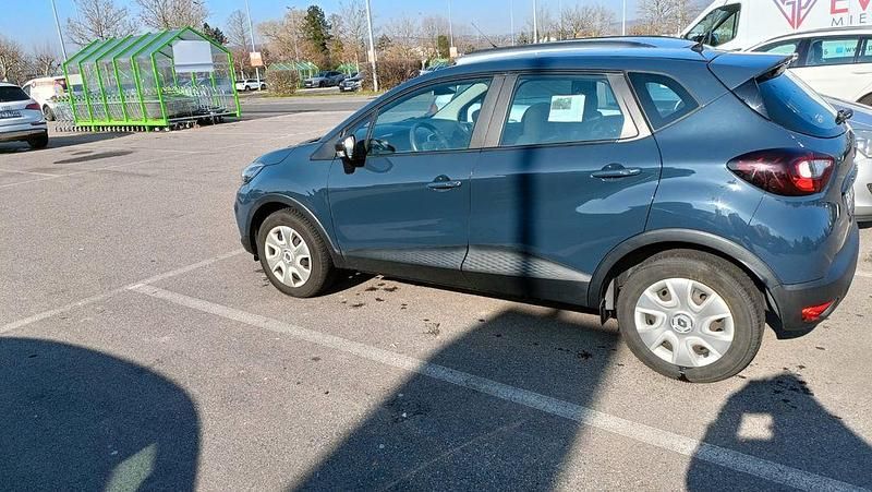Gebraucht Renault Captur Life 90 PS (66 kW) 2018 Blau SUV