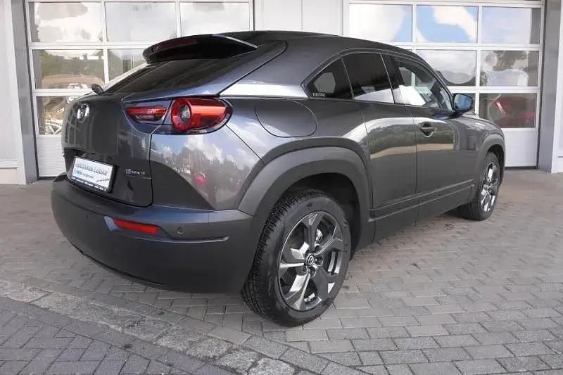 Gebraucht Mazda MX30 Comfort 107 kW (146 PS) 2021 Machine grey (metallic) SUV