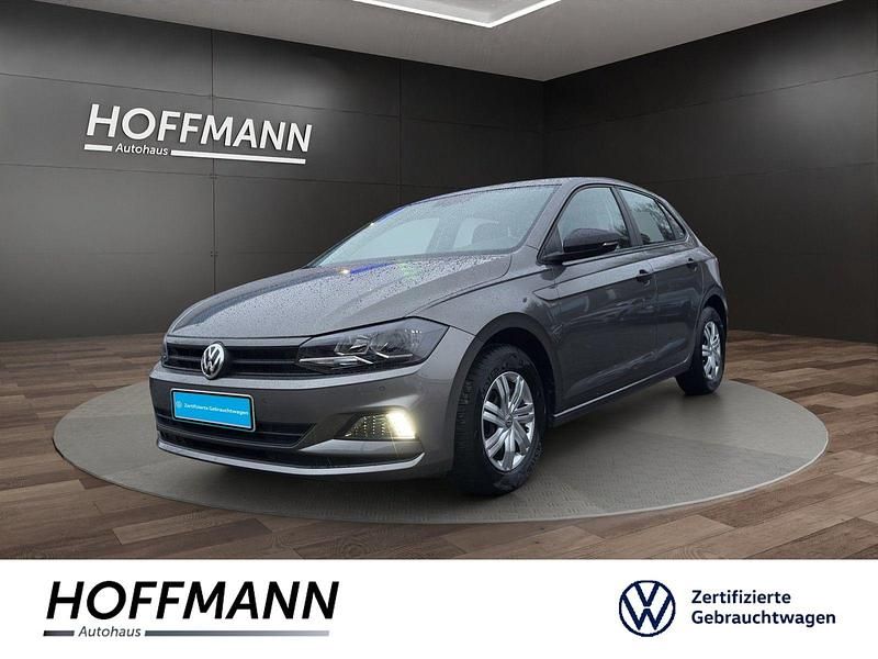 Grau Gebraucht 2019 VW Polo Trendline Limousine | 12.890 € (Fairer Preis) - Bild 1/3
